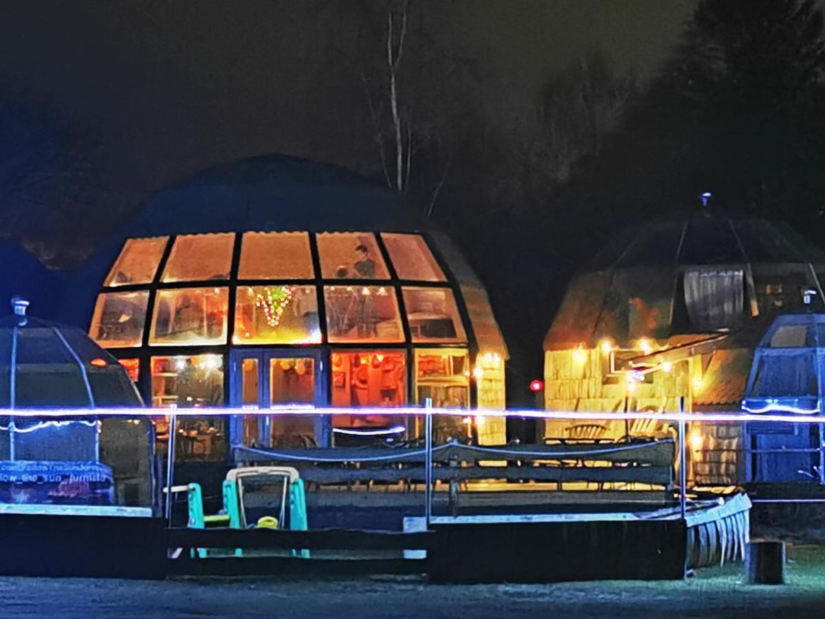 Hotel Feeling Cone Jūrkalne Exterior foto